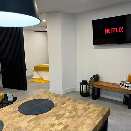 Deluxe Lajuderia Con Parking Gratis Apartamento Córdova
