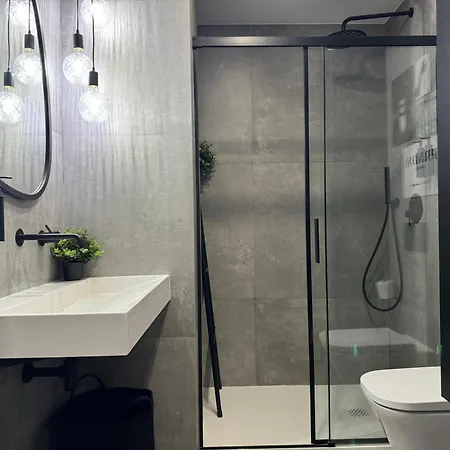 Deluxe Lajuderia Con Parking Gratis Apartamento Córdova